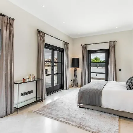 Superbo 5 Da Letto Finito Nel 2023 Vakantiehuis Porto Cervo