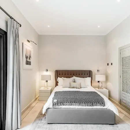 Superbo 5 Da Letto Finito Nel 2023 Vakantiehuis Porto Cervo